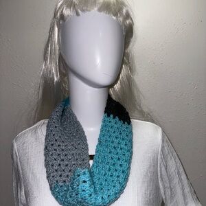 Stylish Blue and Gray Crochet Infinity’s Scarf